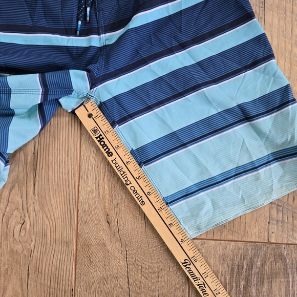 Billabong Platinum X All Day Boys Youth Size 27 Blue Striped Swim Shorts, - Picture 8 of 10